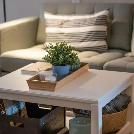 Noramix Rentals: Stunning Scandinavian Style Apt. 아파트 *